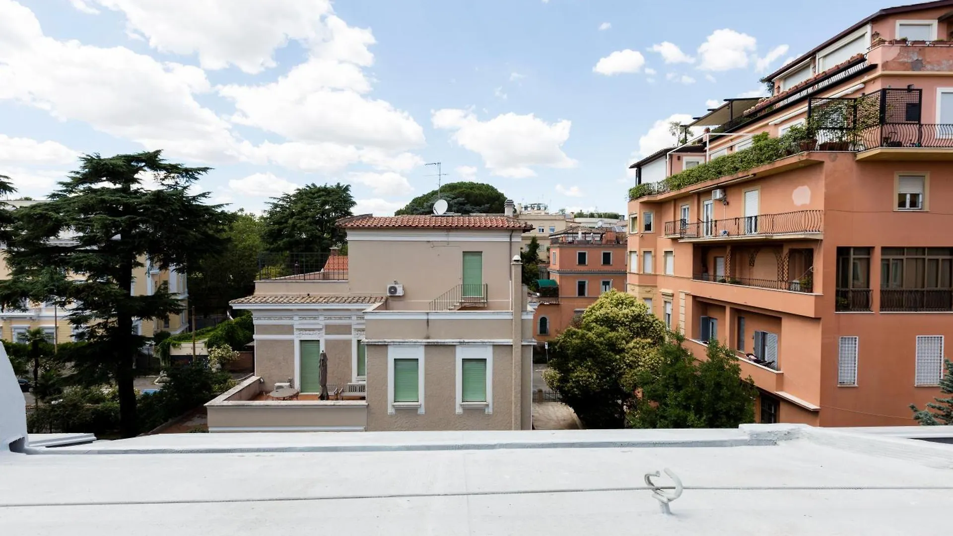Roma City Suite With Parking - Villa Borghese 0*, Rom Italien