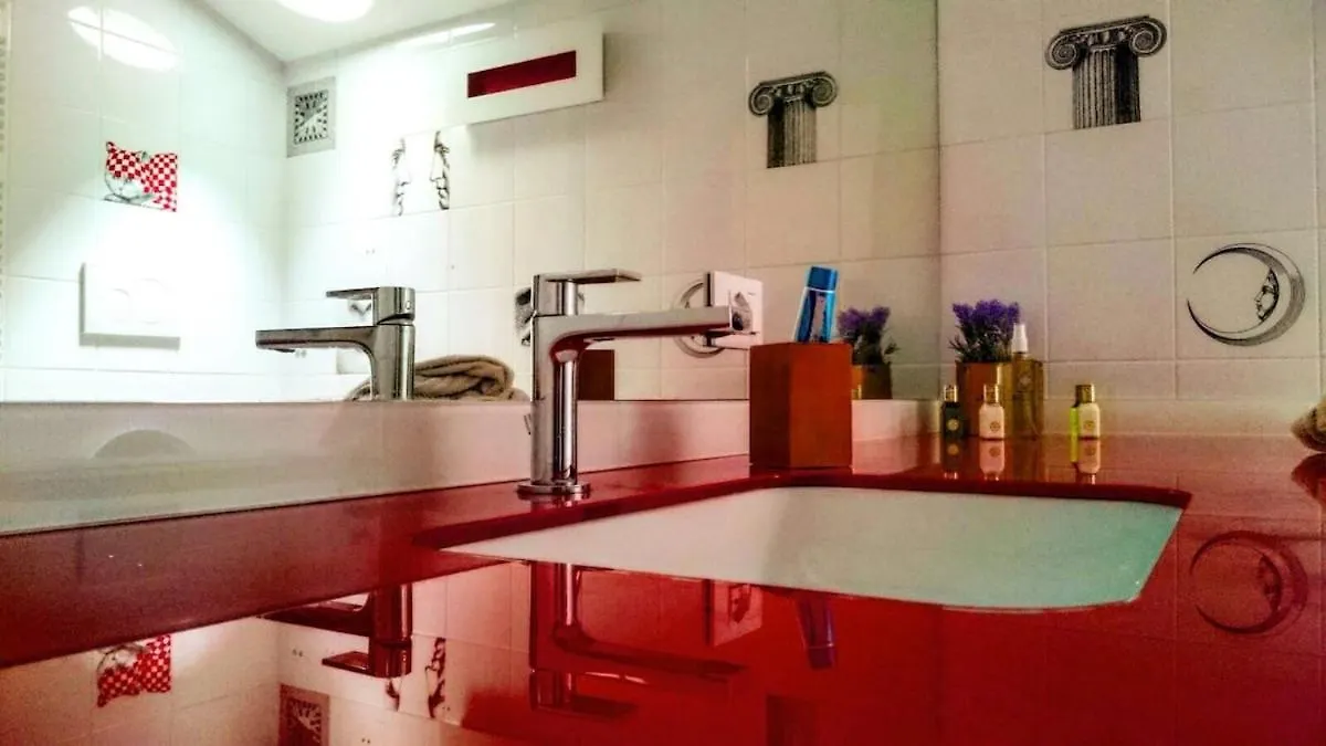 Roma City Suite With Parking - Villa Borghese 0*,